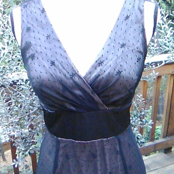 Twenty One Lace Evening Dress - Picture 2 of 12